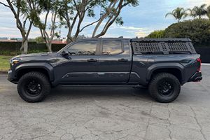 VOITURES D'OCCASION À VENDRE 2024 Tacoma Trailhunter DoubleCab - Product Image 4