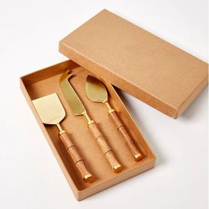 Ensemble d'outils à fromage en acier inoxydable doré avec manche en bois naturel, épandeur à fromage Unique de Style occidental - Product Image 5