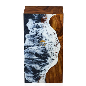 AYAANS Palissandre en bois sculpté à la main en bois Vente chaude Urne de crémation Boîte pour cendres adultes Urnes de crémation en gros (6X6X11)IN - Product Image 4