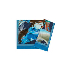 Écharpe rectangulaire en soie bleue vintage avec impression numérique personnalisée - Product Image 1