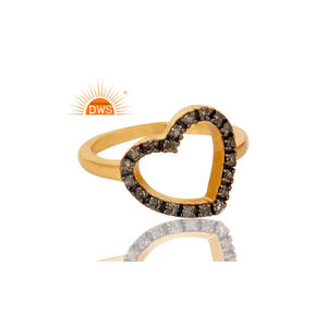 Pave Diamond Set Heart Design Ring Joyería para mujer Regalo para ella Impresionante anillo de plata esterlina chapado en oro de 18 quilates Proveedor de joyas - Product Image 3