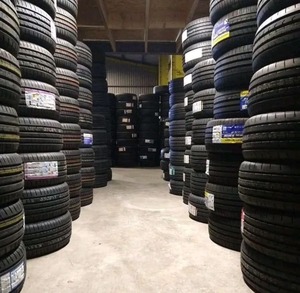 ยางเรเดียลแบบไม่มียางในขนาด 165 60R14 สำหรับรถยนต์นั่งส่วนบุคคล ใช้สำหรับเปลี่ยนและซ่อมแซม - Product Image 1