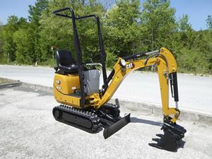 Micro-excavatrice CAT 300.9D la plus vendue, 1 tonne, diesel, compacte, avec hydraulique auxiliaire - Product Image 1