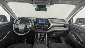 Usado perfectamente 2021 Toyota Highlander LE 4dr SUV - Product Image 4