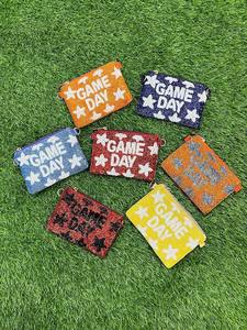 Porte-monnaie en perles à motif de feuille fait à la main, pochette en perles de graines, portefeuille brodé pour femmes - Product Image 3