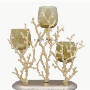 Vente chaude Prime Qualité Métal Haute Qualité Plaqué Or Palmier Designer Bougeoir Table Pièce Maîtresse Et Décoration - Product Image 4