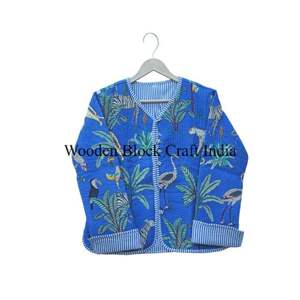 Veste en tricot matelassée à imprimé numérique indien, faite à la main, motif floral pour femmes, réversible, coton écologique, vêtement décontracté, cadeau - Product Image 1