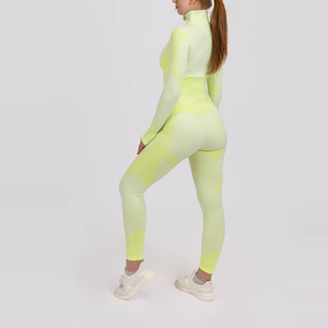 Conjuntos de Yoga de 3 piezas para mujer sin costuras con logotipo personalizado al por mayor, conjuntos de yoga sin costuras de alta elasticidad atléticos recién llegados - Product Image 5