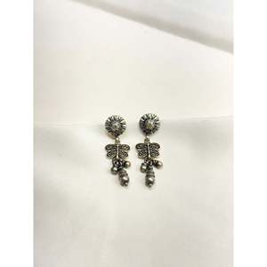 Pendientes Colgantes de Plata 925 Tridha con Mariposa Floral, Estilo Jhumka, Modernos, Vintage, Clásicos para Boda, Religiosos, con Forma de Campana, para Mujer, 4.9cm - Product Image 2