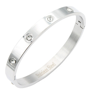 Bracciali & braccialetti diamantati in acciaio inox 53 per 64 MM di diametro e 8MM di larghezza - Product Image 1
