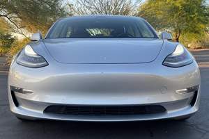TESLA MODEL 3 PERFORMANCE 2018 USADO, VOLANTE A LA IZQUIERDA/DERECHA - Product Image 2