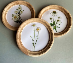 Cadre photo en bambou artisanal élégant et intemporel avec un design écologique, un mélange parfait de charme naturel et de durabilité pour la décoration intérieure - Product Image 2