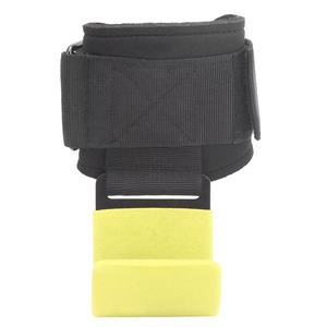 Sangles de poignet robustes pour entraînement de gymnastique, vente en gros de crochets pour entraînement de fitness, haltérophilie et musculation avec logo personnalisé - Product Image 2