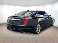 Prix de gros le plus bas pour voitures d'occasion Cadillac CTS-V berline 4 portes à vendre.