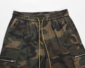 Pantalones cortos de camuflaje lavados multibolsillos bolsillos de acordeón de gran tamaño para hombre - Product Image 3