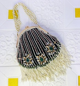 Bolso de Fiesta Étnico Hecho a Mano con Bordado Potli Batua, Patrón de Cuentas y Piedras, Correa Dori, Forro de Algodón, Multifuncional, 1-1.9L - Product Image 3