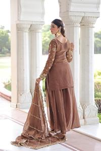 Vente en gros de costumes Sharara en coton avec broderie et sequins, vêtements de fête pour femmes, costumes Sharara pour la vente à l'exportation - Product Image 4