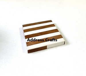 Posavasos Cuadrados de Madera/Resina Hechos a Mano, Duraderos, Antideslizantes, Ecológicos y Decorativos para Hogar, Hotel y Restaurante - Product Image 5