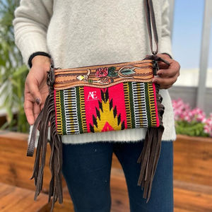 กระเป๋าสะพายข้างหนังแอซเท็กวินเทจหลากสีผ้าห่มอานม้าสไตล์ตะวันตกเครื่องมือทันสมัยสำหรับผู้หญิง - Product Image 1