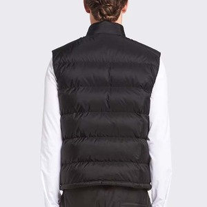 High Street hommes vestes imperméables col montant hiver sans manches gilet hiver fermeture éclair couleur noire avec vestes de poche - Product Image 3