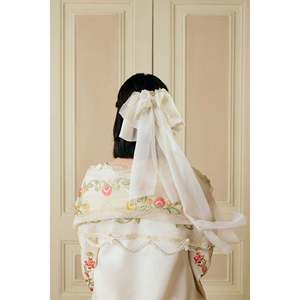 Conjunto de Traje de 3 Piezas para Mujer Maryam Hussain, Bordado, 100% Algodón Transpirable, con Dupatta de Organza y Pantalón, Modelo BIC-4903 - Product Image 4