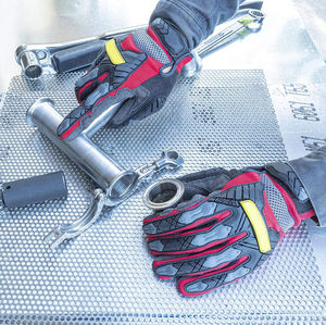 Gants de sécurité résistants aux chocs de haute qualité Produit haut de gamme Gants de travail pour la construction et l'industrie PAR KARIMAN MANUFACTURING - Product Image 4