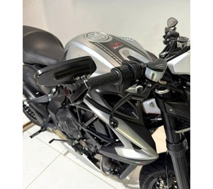 Nuova Moto Stradale <span class=keywords><strong>MV</strong></span> <span class=keywords><strong>Agusta</strong></span> <span class=keywords><strong>Dragster</strong></span> RR 2022 Originale e Impeccabile - Product Image 4