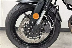 COMPRA LISTA PARA CONDUCIR: Motocicleta Deportiva de Turismo Kawasaki Versys 650 LT 2026 en Venta - Product Image 5