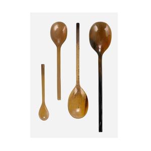 Ensemble de cuillère en corne artisanale avec surface polie et grain rustique parfait pour l'esthétique de la cuisine inspirée de la ferme - Product Image 5
