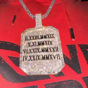 Bijoux de bus 3D brillants personnalisés pour hommes, testeur de diamants de passage de Moissanite VVS, pendentif boule 3D plaqué glacé - Product Image 1