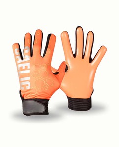 Gants de football gaéliques personnalisés de haute qualité avec poignée en latex Gants GAA légers et haute performance - Product Image 3