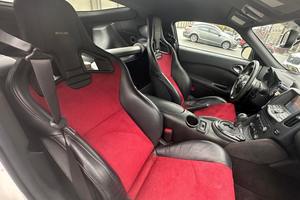 Nissan 370Z NISMO Coupé 2018 Usado Premium, Motor V6 de 350 hp - Product Image 5
