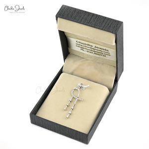 Nuevo y Popular Dije de Diamante Blanco con Claridad SI Certificada, con Colgante Curvo de Oro Sólido de 18k, Listo para Enviar - Product Image 4