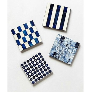 Juego de 4 Posavasos de Nogal con Incrustaciones de Hueso Blanco y Azul Hechos a Mano con Diseño Simple para Decoración del Hogar de Lujo y Regalos - Product Image 1