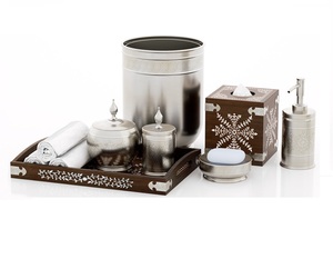 Hermoso estilo Juegos de accesorios de baño Juego de accesorios de baño Inodoro y producto de baño Juego de baño de hotel y producto para el hogar - Product Image 6