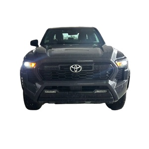 Toyota Tacoma TRD Off Road d'occasion propre 2024 - Product Image 1