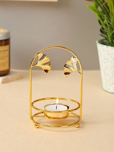 Support de lampe à thé de luxe pour la décoration intérieure pour le salon Éclairage élégant pour la table Bougeoir en métal élégant - Product Image 3