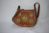 Sac bandoulière en cuir véritable vegan Moroccan Soul pour femme, style bohème vintage, motif géométrique, usage quotidien, avec rivets, sac messager polyvalent