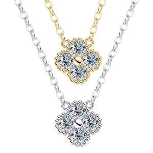 Collar con Colgante de Trébol de Cuatro Hojas de Plata de Ley 925 de Alta Gama con Moissanita de 0.4 Quilates, Joyería de Moda para Compromiso y Boda para Mujer - Product Image 1