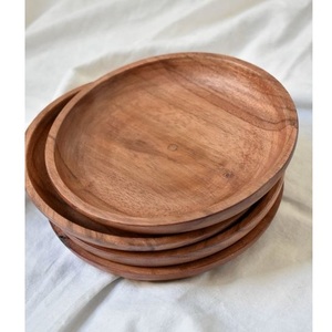 Assiette en bois artisanale pour la décoration de la maison et la salle à manger, finition rustique naturelle, vaisselle écologique, spécial Noël - Product Image 3