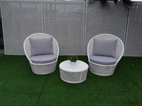 Ensemble de meubles de jardin 3 pièces en osier de style moderne avec chaises d'extérieur réglables en hauteur à cadre en aluminium et table en verre PU