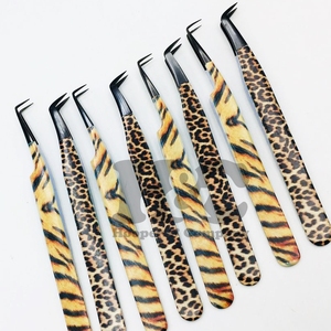 Pinces professionnelles personnalisées en acier inoxydable anti-magnétiques durables pour extensions de cils de vison, prise solide et durable - Product Image 4