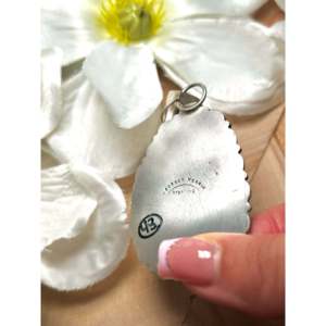 Pendentif Jackson Hoskie Carico Lake en turquoise et or rose, serti clos, en argent sterling, motif cloche, avec breloque en jade - Product Image 5