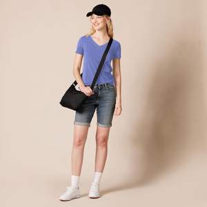 T-shirt classique pour femmes grande taille, tissage doux, texture légère, circulation d'air, ajustement confortable, extensible doux, respirant, séchage rapide, coupe ajustée - Product Image 4