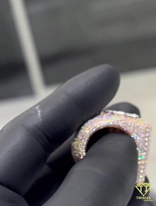 Anillo con inicial cuadrado helado personalizado con laboratorio VVS cultivado en oro rosa Chapado en plata 925 joyería ostentosa de Hip Hop - Product Image 3