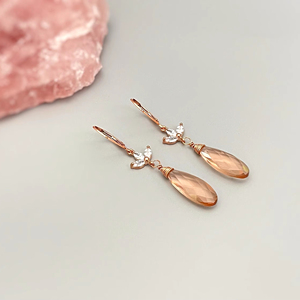 Boucle d'oreille en argent 925 de créateur fantaisie intérieur Boucle d'oreille en cristal plaqué or rose Morganite Dernière conception de boucle d'oreille confortable - Product Image 1