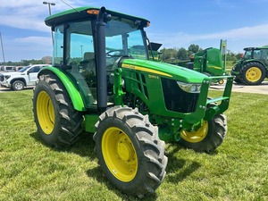 Tractor de Ruedas John Deere 5060E Usado, Tracción en las 4 Ruedas, Transmisión por Engranajes, Tractor Utilitario Agrícola con Cabina Cerrada - Product Image 6