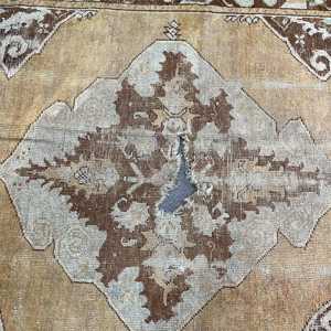 Tapis vintage 2,9x4,6 pieds, petit tapis turc, tapis marron à pois blancs - Product Image 4