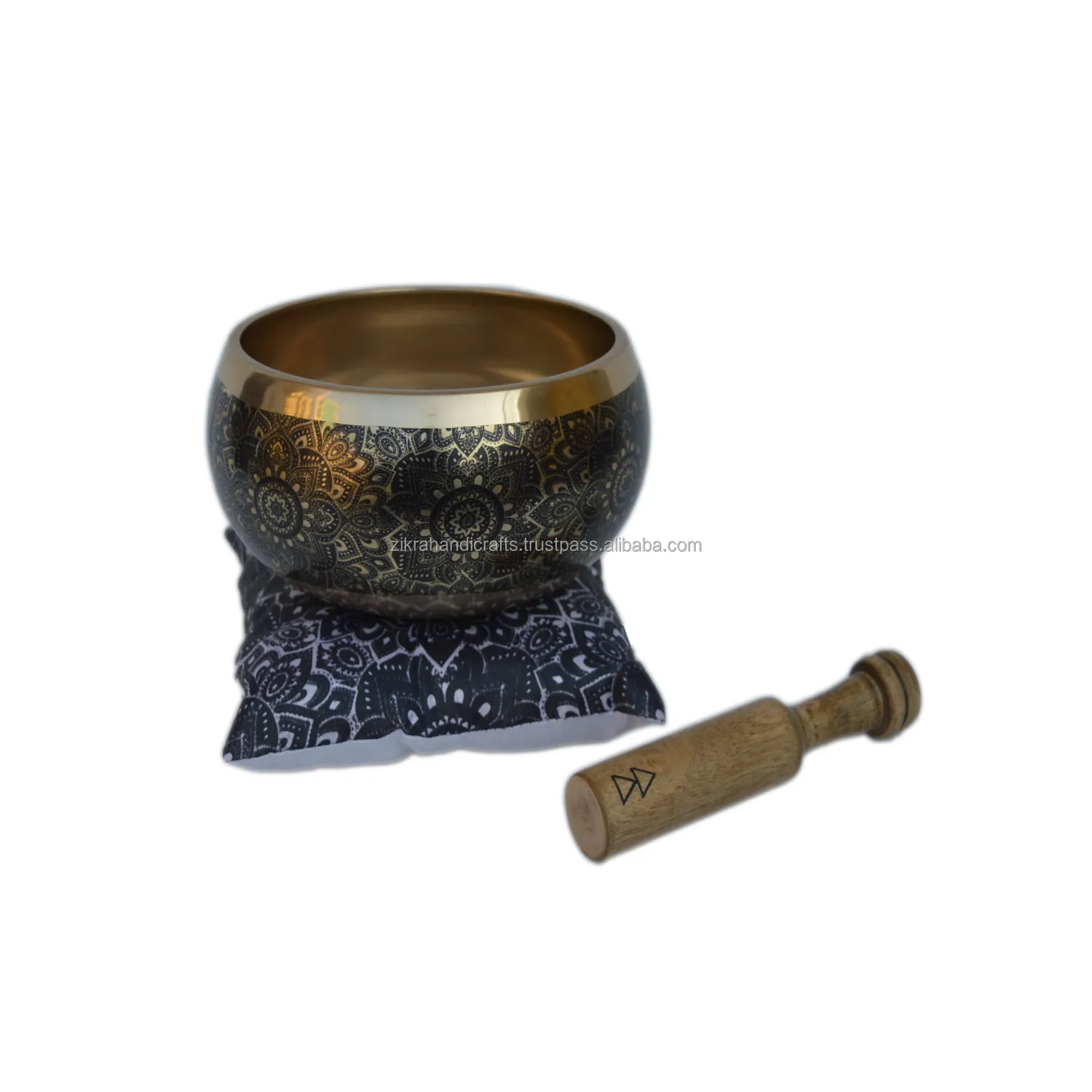 금속 그릇 수제 디자인 금속 황동 디자인 골동품 그릇 여러 색상 및 모양의 디자인 노래 그릇