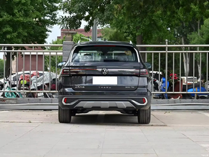 Toyota 2023 300TSI SUV Usado en Excelentes Condiciones a Precio de Mayoreo, Bajo Kilometraje, Sin Problemas Mecánicos, Listo para Conducir - Product Image 3